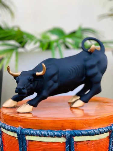 Polyresin Sensex Bull Table Decor Showpiece
