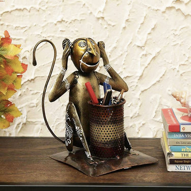 Multicolour Bura Mat Suno Monkey Pen Stand